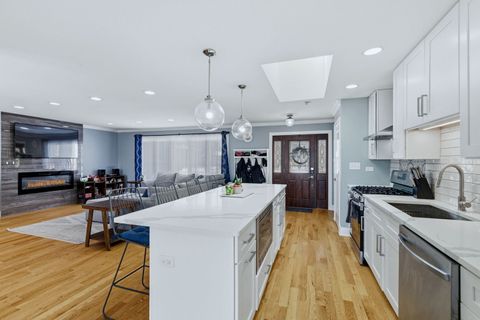 Tiny photo for 15113 Willow Lane, Oak Forest, IL 60452 (MLS # 12560573)