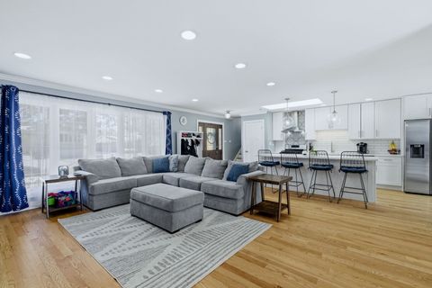 Tiny photo for 15113 Willow Lane, Oak Forest, IL 60452 (MLS # 12560573)