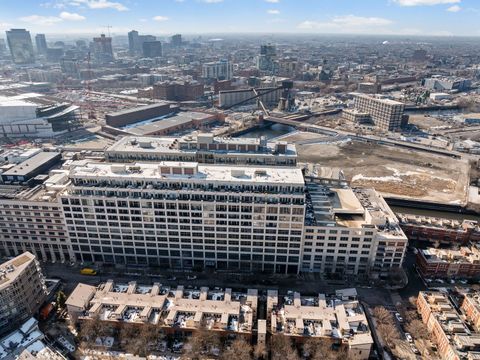 Tiny photo for 900 N Kingsbury Street #1071, Chicago, IL 60610 (MLS # 12555830)