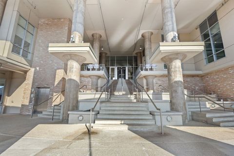 Tiny photo for 900 N Kingsbury Street #1071, Chicago, IL 60610 (MLS # 12555830)