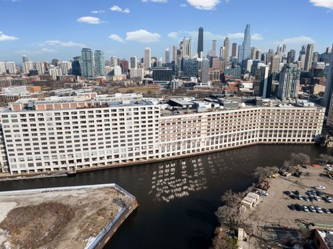 Tiny photo for 900 N Kingsbury Street #1071, Chicago, IL 60610 (MLS # 12555830)