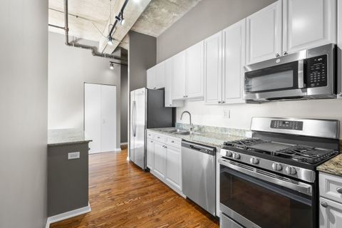 Tiny photo for 900 N Kingsbury Street #1071, Chicago, IL 60610 (MLS # 12555830)