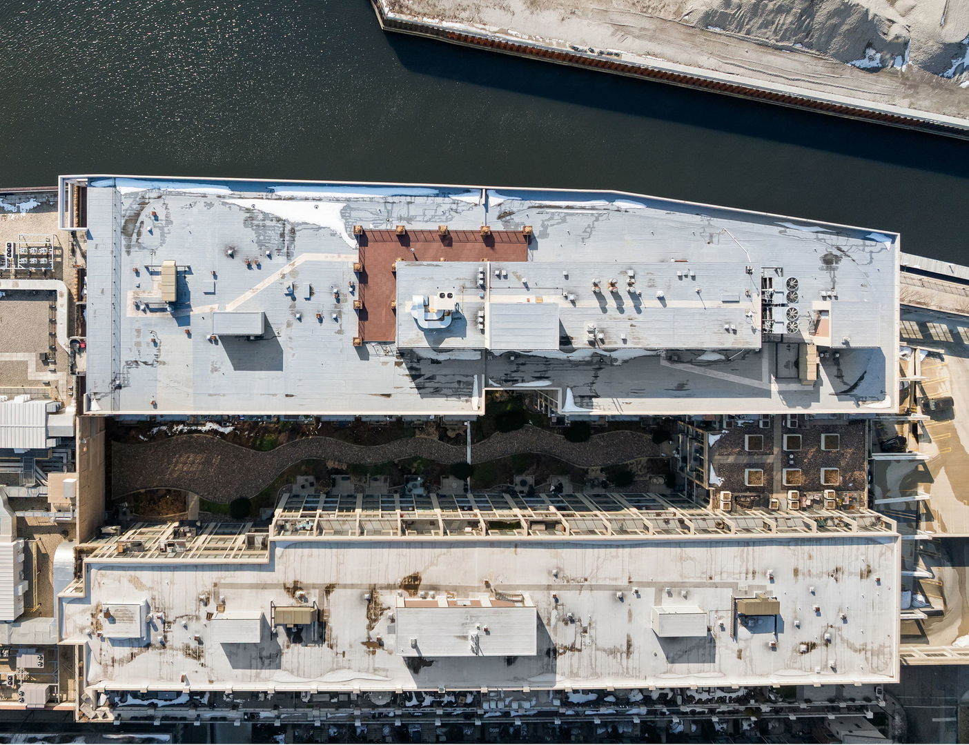 900 N Kingsbury Street 1071