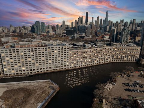 Tiny photo for 900 N Kingsbury Street #1071, Chicago, IL 60610 (MLS # 12555830)