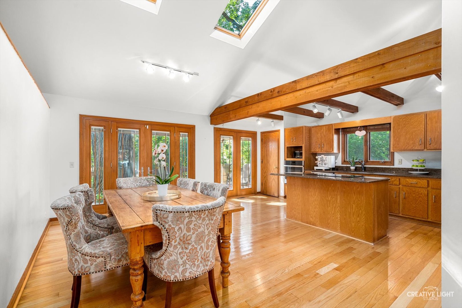 2587 OAKTON Court