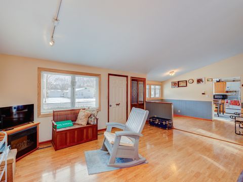 Tiny photo for 1416 Kings Road, Carpentersville, IL 60110 (MLS # 12549832)