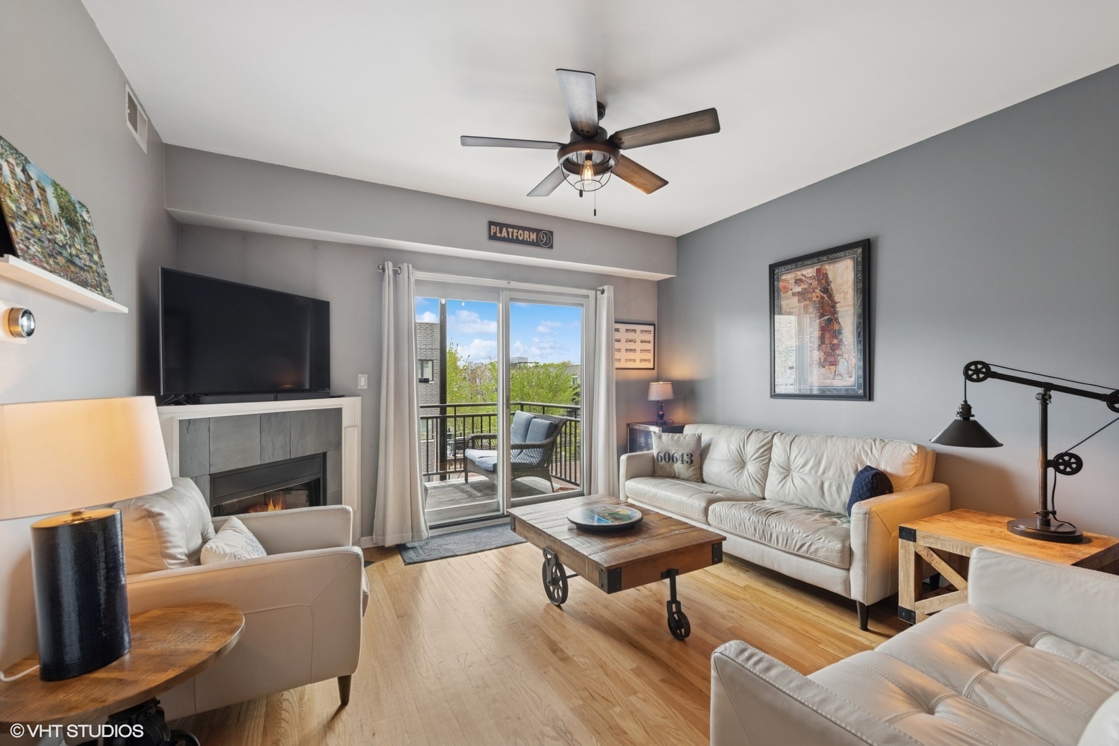 437 W North Avenue 404