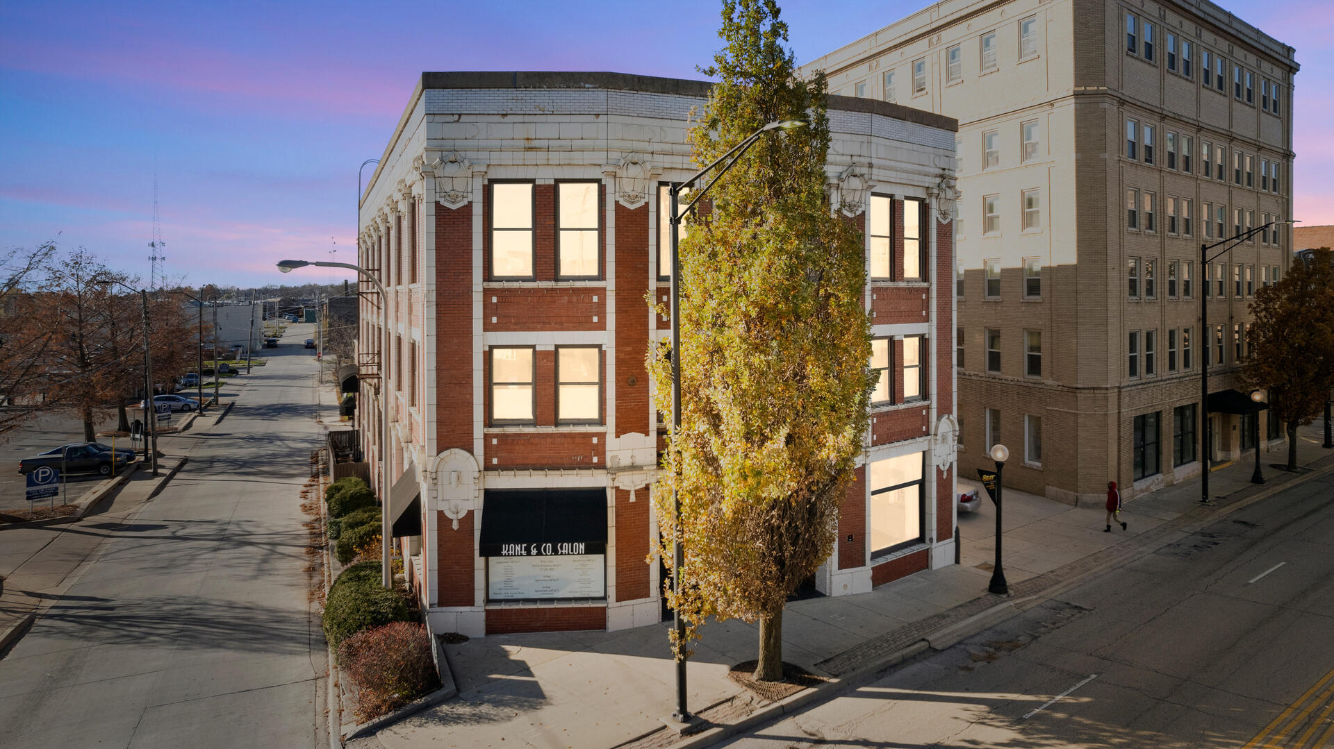 41 E. University Avenue