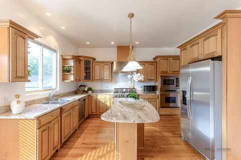 Tiny photo for 20772 N William Avenue, Lincolnshire, IL 60069 (MLS # 12546535)