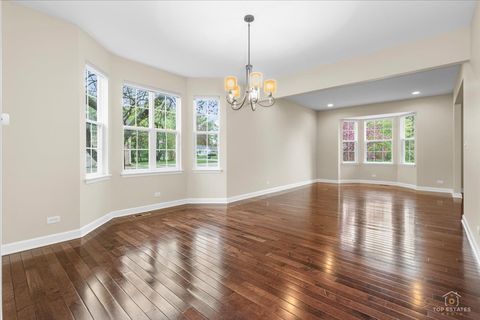 Tiny photo for 1551 E Olive Street, Palatine, IL 60074 (MLS # 12632902)