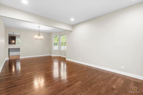 Tiny photo for 1551 E Olive Street, Palatine, IL 60074 (MLS # 12632902)