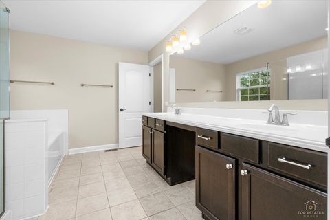 Tiny photo for 1551 E Olive Street, Palatine, IL 60074 (MLS # 12632902)