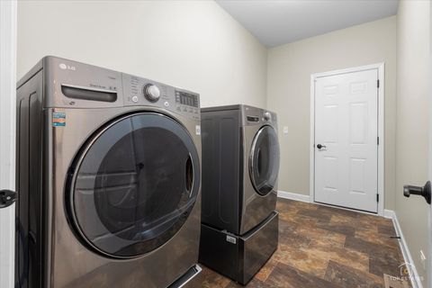 Tiny photo for 1551 E Olive Street, Palatine, IL 60074 (MLS # 12632902)