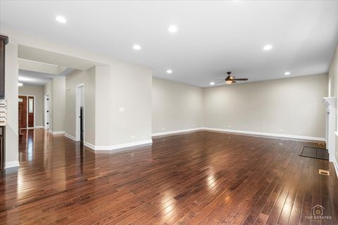 Tiny photo for 1551 E Olive Street, Palatine, IL 60074 (MLS # 12632902)