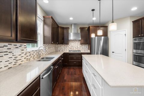 Tiny photo for 1551 E Olive Street, Palatine, IL 60074 (MLS # 12632902)