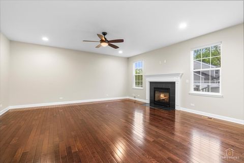 Tiny photo for 1551 E Olive Street, Palatine, IL 60074 (MLS # 12632902)