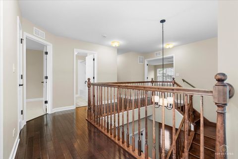 Tiny photo for 1551 E Olive Street, Palatine, IL 60074 (MLS # 12632902)