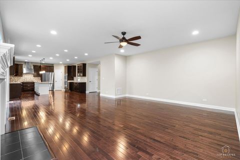 Tiny photo for 1551 E Olive Street, Palatine, IL 60074 (MLS # 12632902)