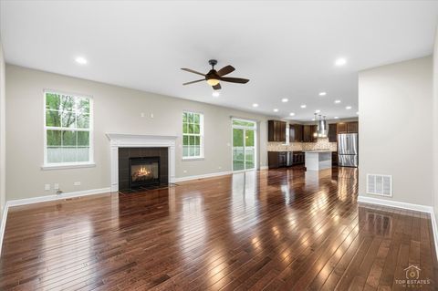 Tiny photo for 1551 E Olive Street, Palatine, IL 60074 (MLS # 12632902)