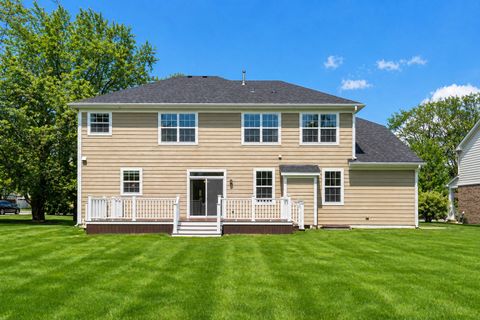 Tiny photo for 1551 E Olive Street, Palatine, IL 60074 (MLS # 12632902)