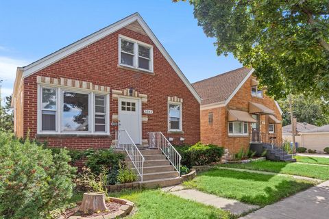 Tiny photo for 5345 N Neva Avenue, Chicago, IL 60656 (MLS # 12561698)