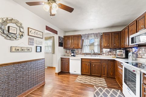 Tiny photo for 110 Andrea Court, Cleveland, IL 61241 (MLS # 12569086)