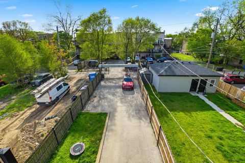 Tiny photo for 6534 S Kimbark Avenue #3, Chicago, IL 60637 (MLS # 12641612)