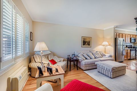 Tiny photo for 1427 Homestead Road #H, La Grange Park, IL 60526 (MLS # 12473064)