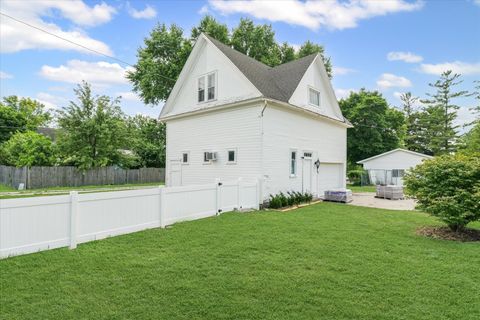 Tiny photo for 242 W Center Street, Paxton, IL 60957 (MLS # 12409685)