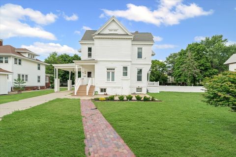 Tiny photo for 242 W Center Street, Paxton, IL 60957 (MLS # 12409685)