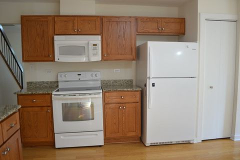 Tiny photo for 419 Charlestown Drive, Bolingbrook, IL 60440 (MLS # 12470049)