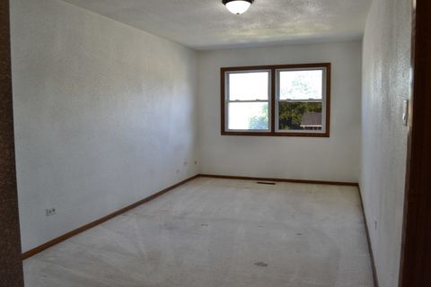 Tiny photo for 419 Charlestown Drive, Bolingbrook, IL 60440 (MLS # 12470049)