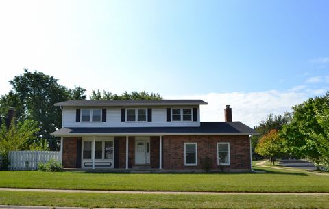 Tiny photo for 419 Charlestown Drive, Bolingbrook, IL 60440 (MLS # 12470049)