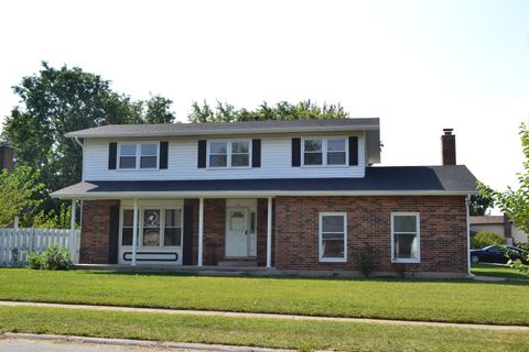 Photo of 419 Charlestown Drive, Bolingbrook, IL 60440 (MLS # 12470049)