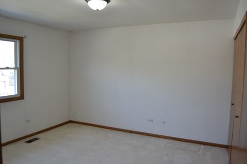 Tiny photo for 419 Charlestown Drive, Bolingbrook, IL 60440 (MLS # 12470049)