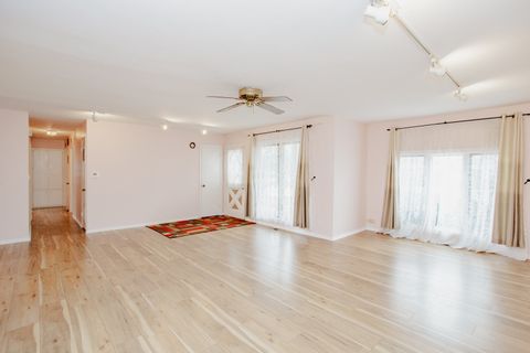 Tiny photo for 967 Grissom Trail, Elk Grove Village, IL 60007 (MLS # 12591450)