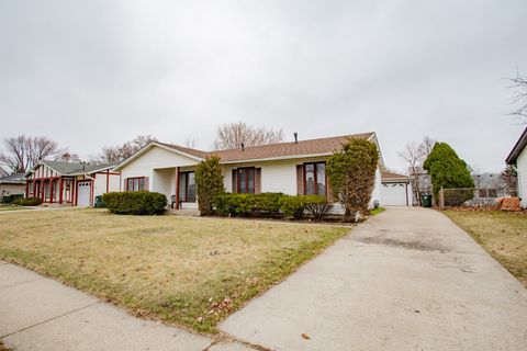 Tiny photo for 967 Grissom Trail, Elk Grove Village, IL 60007 (MLS # 12591450)
