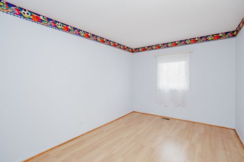 Tiny photo for 967 Grissom Trail, Elk Grove Village, IL 60007 (MLS # 12591450)