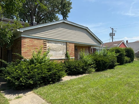 Tiny photo for 14929 Edbrooke Avenue, Dolton, IL 60419 (MLS # 12707344)