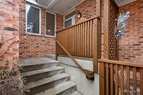 Tiny photo for 266 Charlotte Court, Cary, IL 60013 (MLS # 12605857)