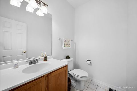 Tiny photo for 266 Charlotte Court, Cary, IL 60013 (MLS # 12605857)