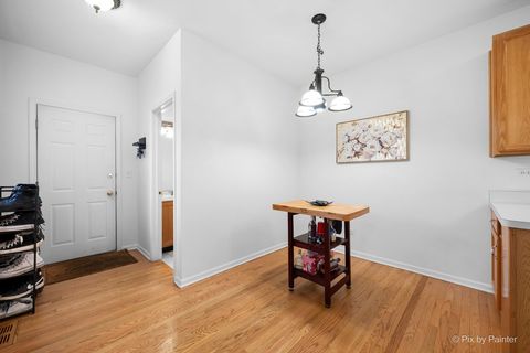 Tiny photo for 266 Charlotte Court, Cary, IL 60013 (MLS # 12605857)