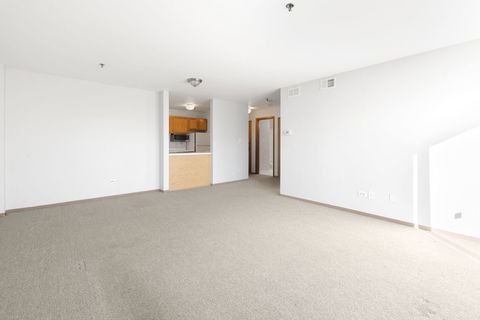 Tiny photo for 3255 Kirchoff Road #306, Rolling Meadows, IL 60008 (MLS # 12528608)