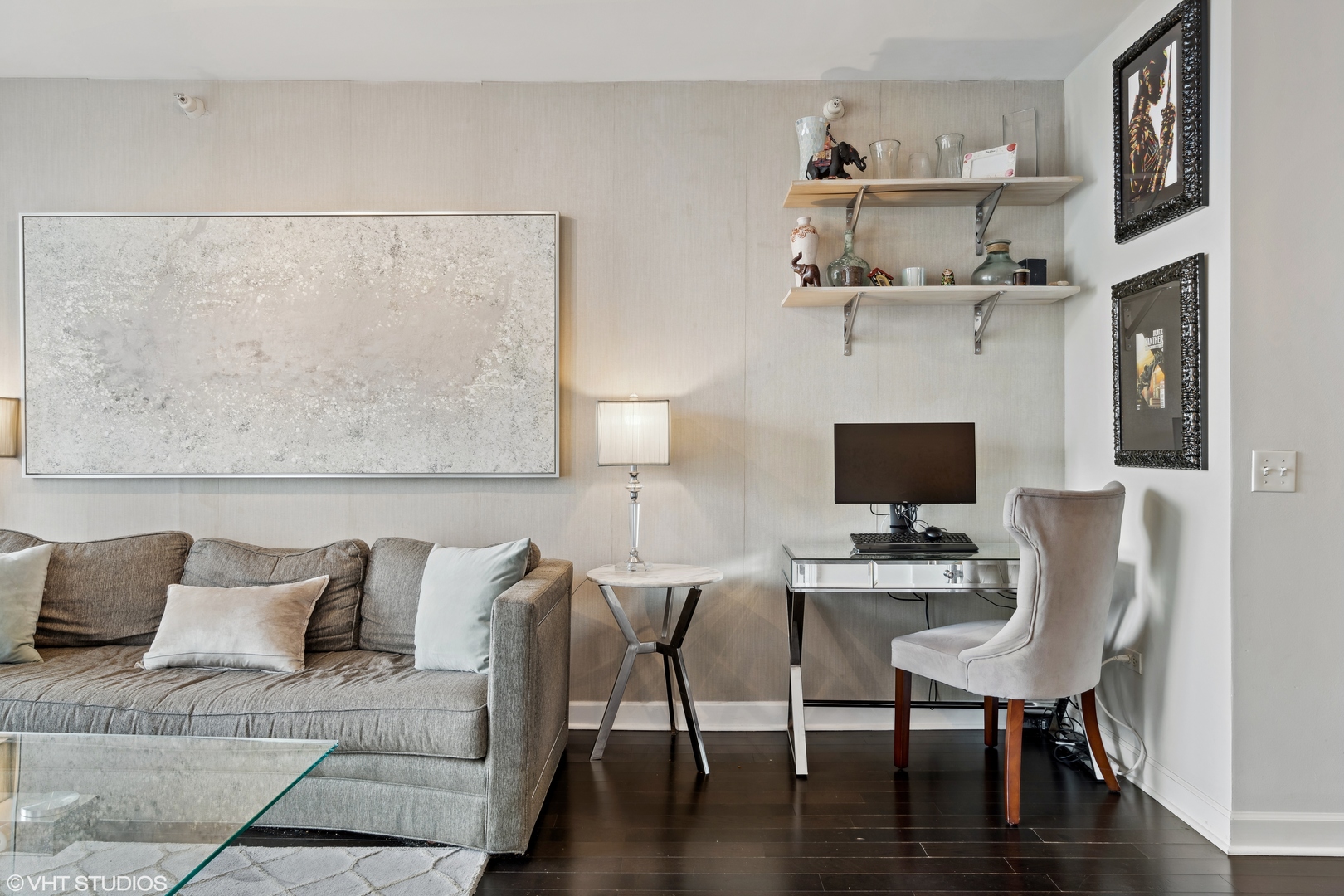 645 N KINGSBURY Street 2307