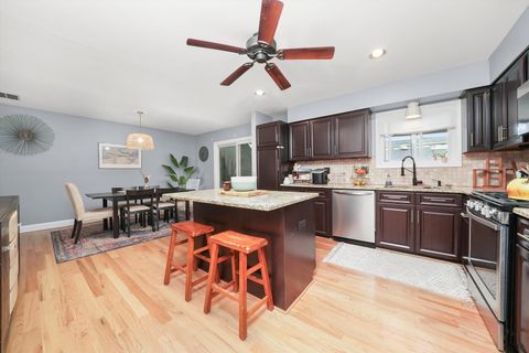 Tiny photo for 530 N Fairfield Avenue, Lombard, IL 60148 (MLS # 12458405)