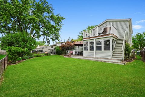 Tiny photo for 530 N Fairfield Avenue, Lombard, IL 60148 (MLS # 12458405)