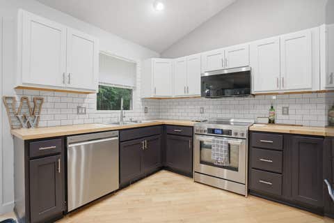 Tiny photo for 212 8th Avenue, Hampton, IL 61256 (MLS # 12716971)