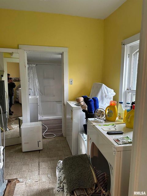 Tiny photo for 25 S WALNUT Street, Tamaroa, IL 62888 (MLS # EB460306)