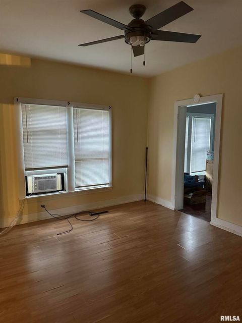 Tiny photo for 25 S WALNUT Street, Tamaroa, IL 62888 (MLS # EB460306)