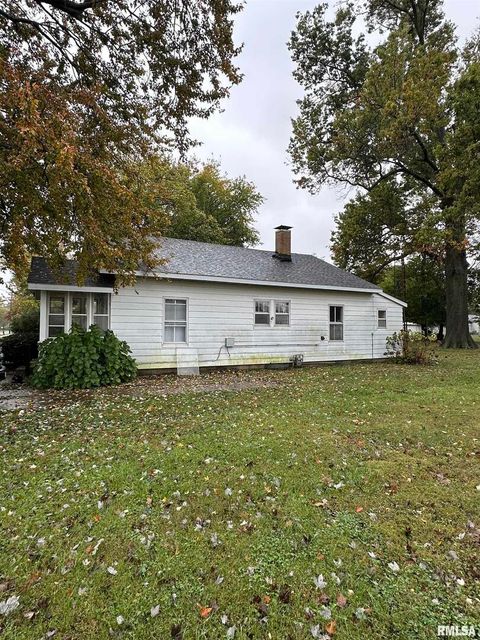 Tiny photo for 25 S WALNUT Street, Tamaroa, IL 62888 (MLS # EB460306)